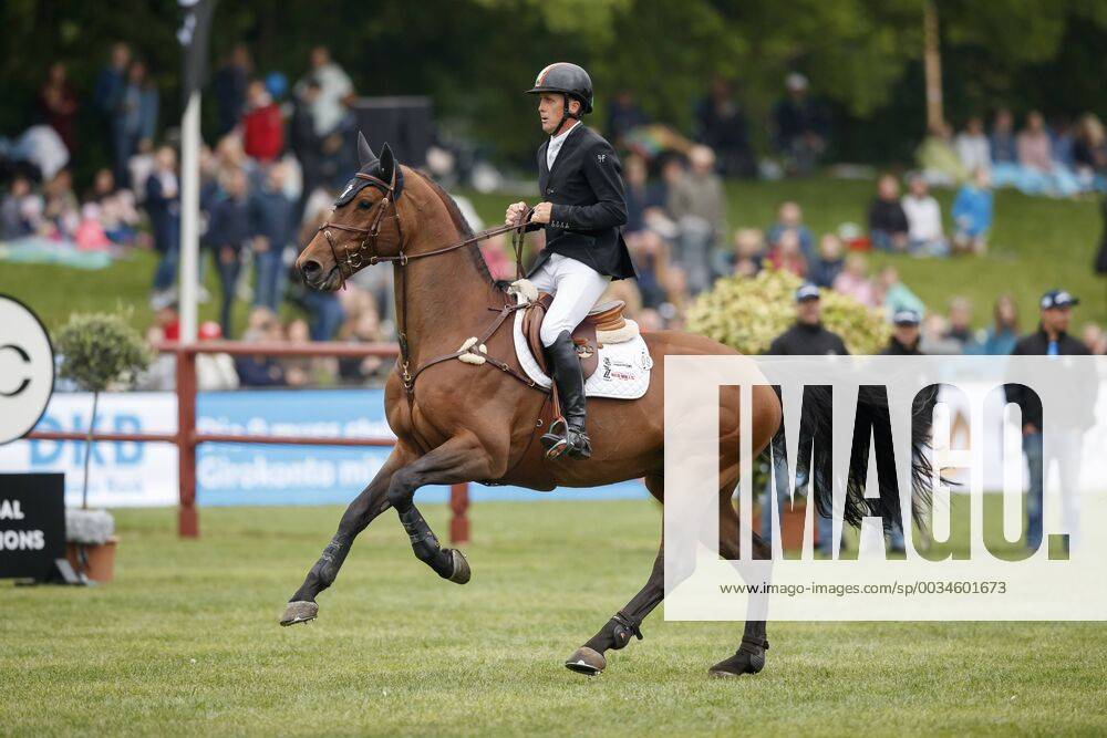 Hamburg 89 German Spring and Dressage Derby 2018 BREEN Shane IRL Can Ya Makan Hamburg 89 German Spring and Dressage Derby 2018 Mezedes Benz Champion of Hamburg Global Champions League Ranking 10 May 2018