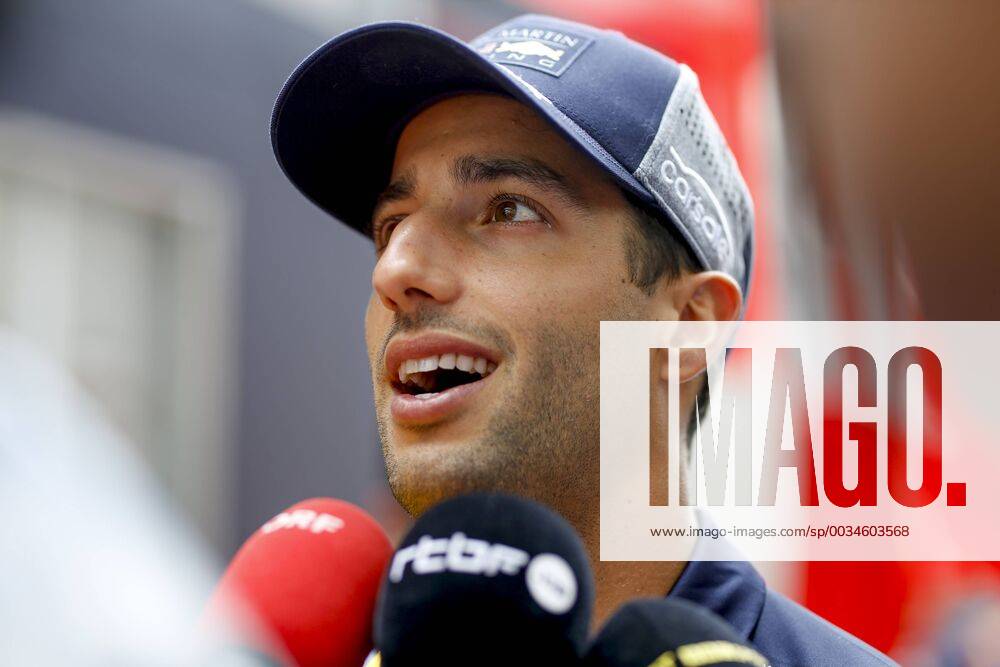 Motorsports: FIA Formula One World Championship WM Weltmeisterschaft 2018, Grand Prix of Spain, 3 Daniel Ricciardo (AUS, Aston Martin Red Bull Racing), Barcelona Spain