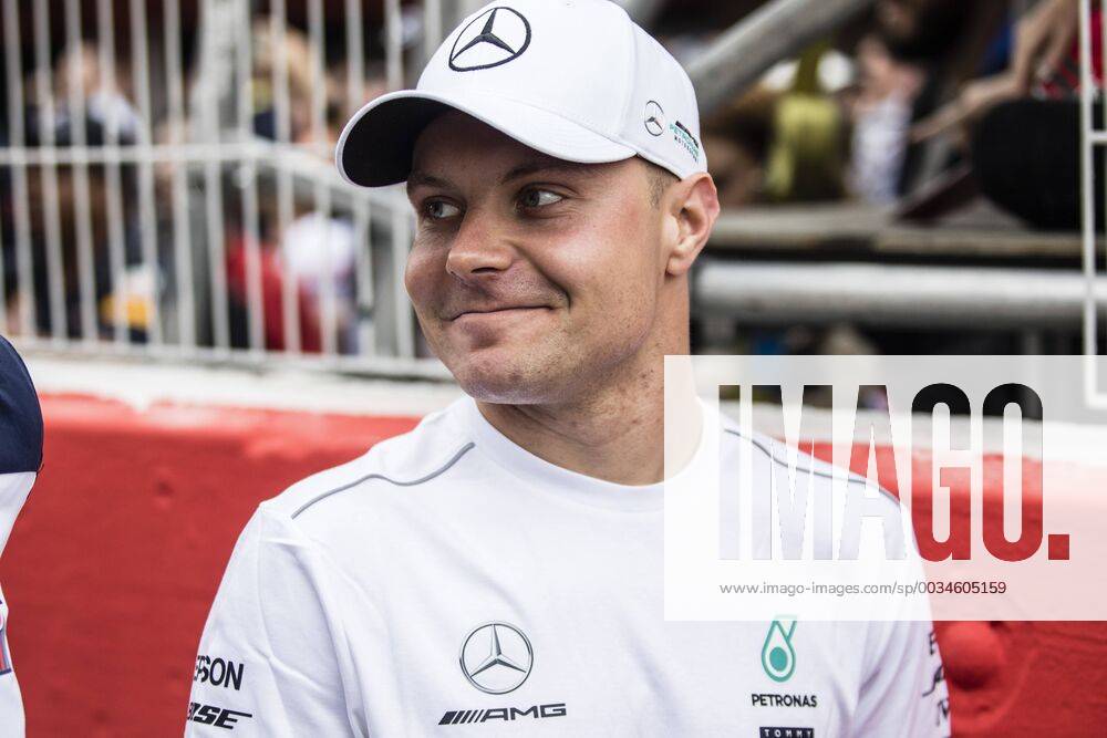 Barcelona, Catalonia, Spain - 77 Valtteri Bottas from Finland Mercedes W09 Hybrid EQ Power+ team Mercedes GP portrait during the Spanish Formula One Grand Prix at Circuit de Catalunya on May 10, 2018 in Montmelo, Spain. Spanish F1 Grand Prix - Previews - ZUMAn230 20180510_zaa_n230_1007
