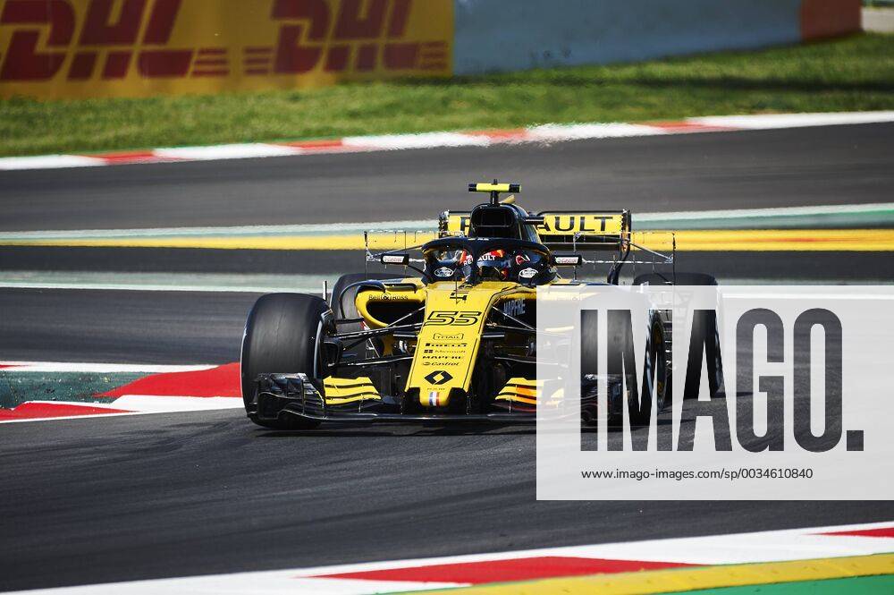 11th May, Circuit de Barcelona, Barcelona, Spain; Spanish Formula One Grand Prix, Friday free practice; Carlos Sainz of the Renault F1 Team with the aero rakes rounds the bend ActionPlus12023429