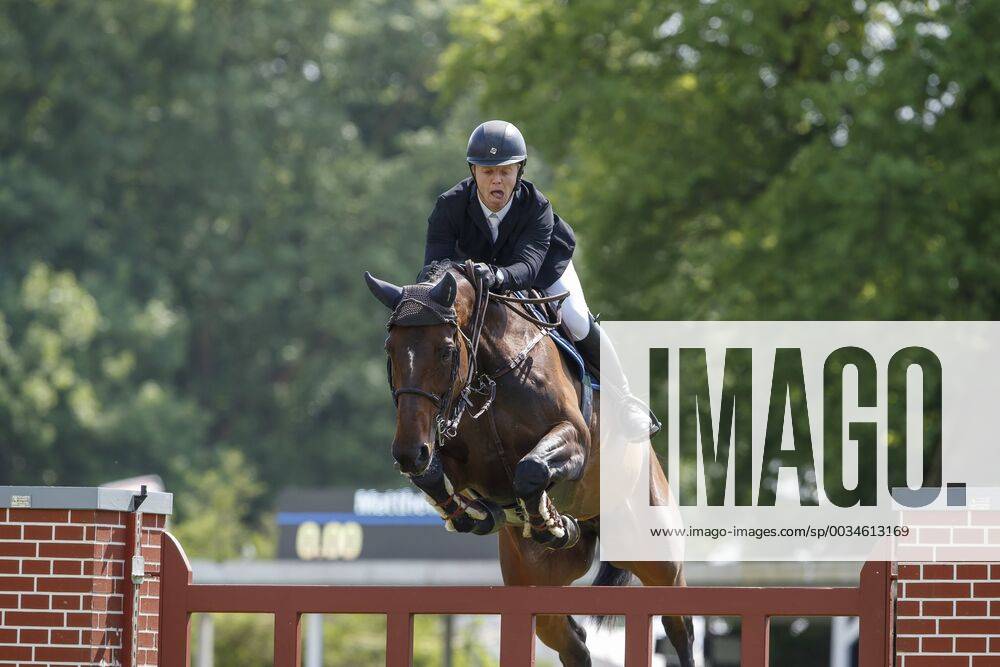 Hamburg 89 German Spring and Dressage Derby 2018 SAMPSON Matthew GBR Gloria van Zuuthoeve Hamburg 89 German Spring and Dressage Derby 2018 Prize of the German Credit Bank 2 Qualification for the German Spring Derby 11 May 2018