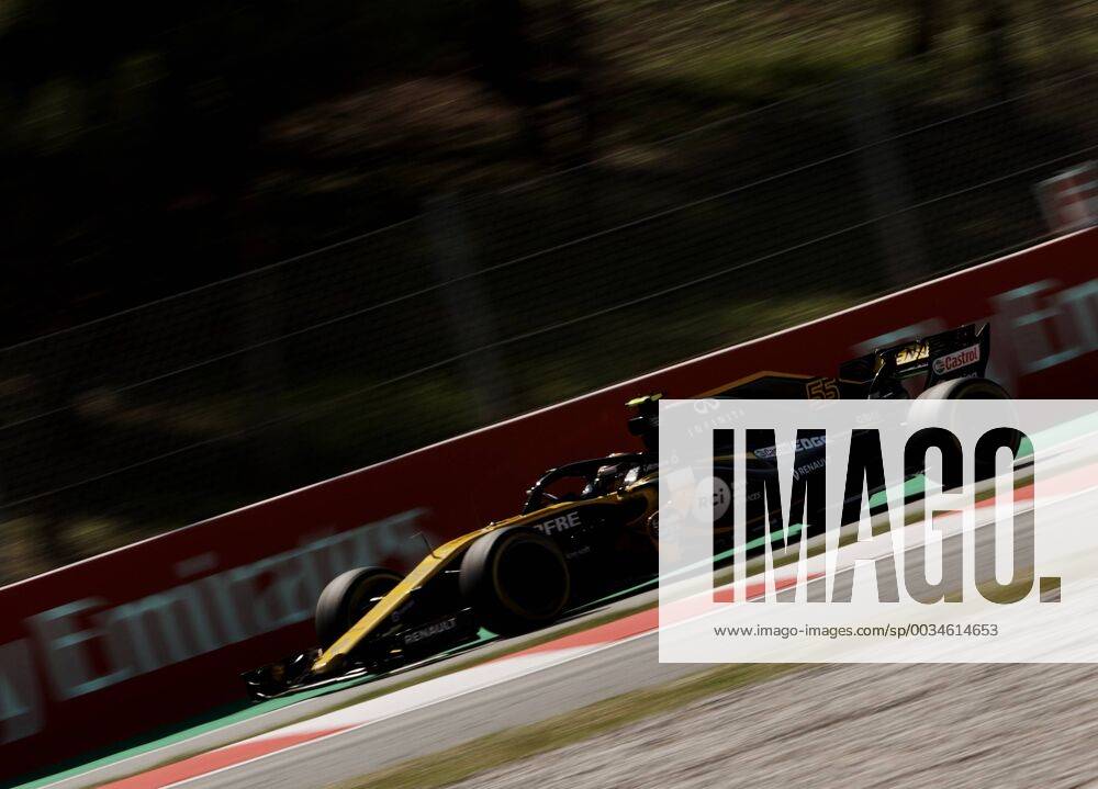 Carlos Sainz of Spain driving the (55) Renault Formula One Team RS18 on track during practice for the Spanish Formula One Grand Prix at Circuit de Catalunya on May 11, 2018 in Montmelo, Spain. Breton CordonxPressx xSpanishxF1xGrandxPrixx-xPracticex