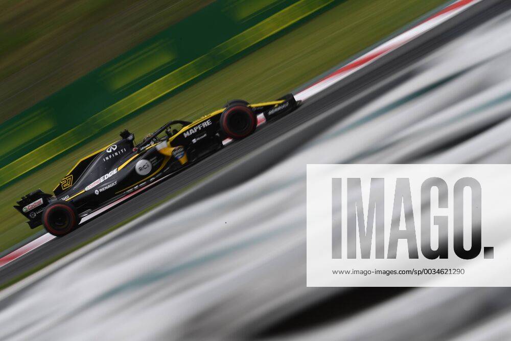 Nico Hulkenberg of Germany driving the (27) Renault Formula One Team RS18 on track during practice for the Spanish Formula One Grand Prix at Circuit de Catalunya on May 12, 2018 in Montmelo, Spain. Breton CordonxPressx xSpanishxF1xGrandxPrixx-xPracticex