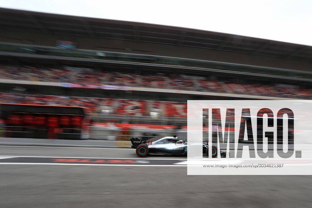 12th May, Circuit de Barcelona, Barcelona, Spain; Spanish Formula One Grand Prix, Saturday testing and qualifying; Mercedes AMG Petronas Motorsport, Lewis Hamilton ActionPlus12023852