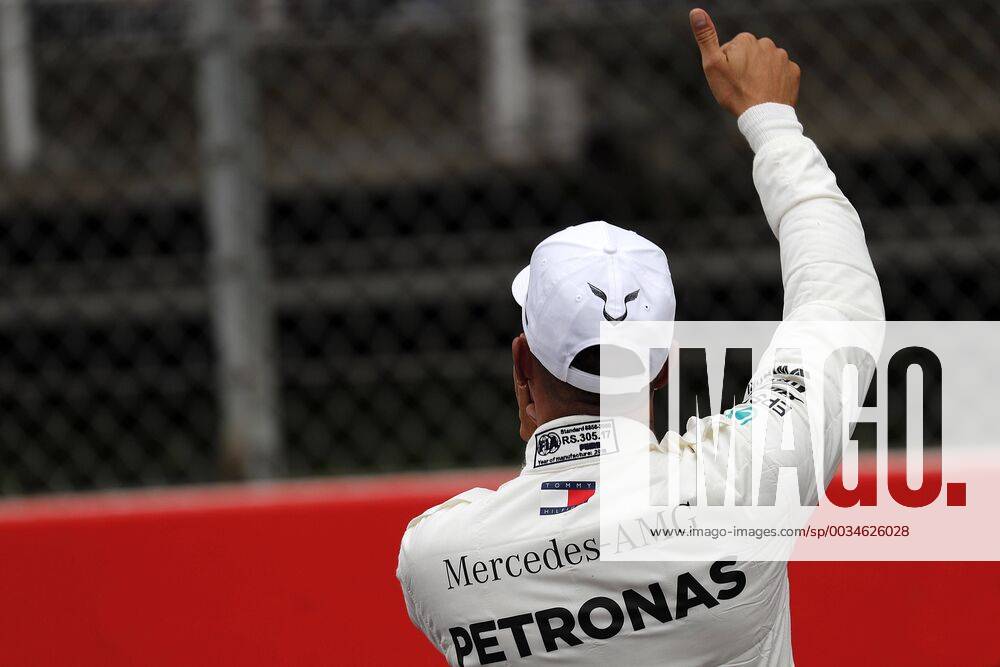 Photo4 LaPresse 12 05 2018 Barcelona, Spain Grand Prix Formula One Spain 2018 In the pic: Lewis Hamilton (GBR) Mercedes AMG F1 W09 pole position & xa9; Photo4 LaPresse 12 05 2018 Barcelona, Spain Sport Grand Prix Formula One Spain 2018 In the pic: Lewis Hamilton (GBR) Mercedes AMG F1 W09 pole position