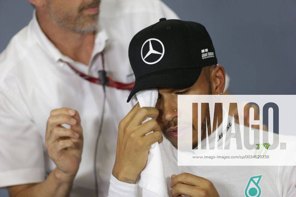Photo4 LaPresse 12 05 2018 Barcelona, Spain Grand Prix Formula One Spain 2018 In the pic: Lewis Hamilton (GBR) Mercedes AMG F1 W09 & xa9; Photo4 LaPresse 12 05 2018 Barcelona, Spain Sport Grand Prix Formula One Spain 2018 In the pic: Lewis Hamilton (GBR) Mercedes AMG F1 W09