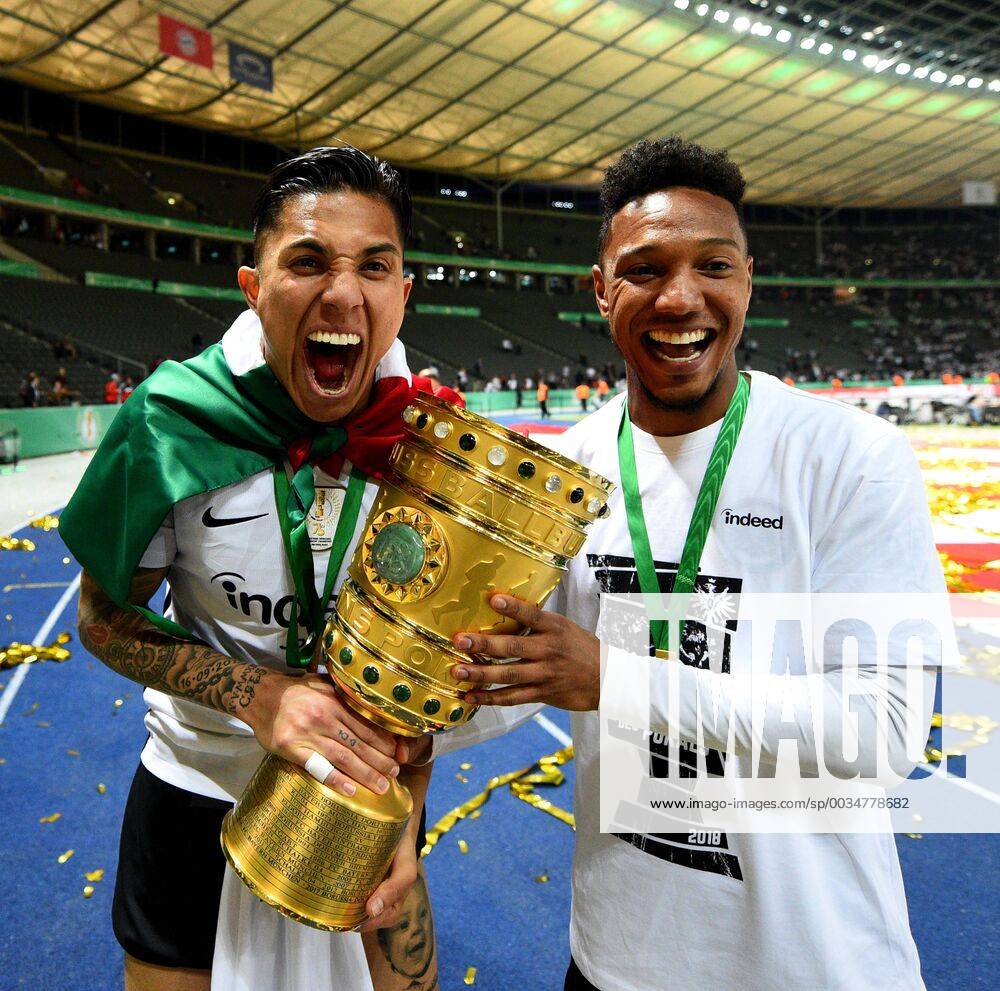 DFB Cup Final Men FC Bayern Muenchen Eintracht Frankfurt v Carlos Salcedo Eintracht Frankfurt Jonathan de Guzman Eintracht Frankfurt cheering rejoices with the DFB Pokal after the Cup win over Berlin