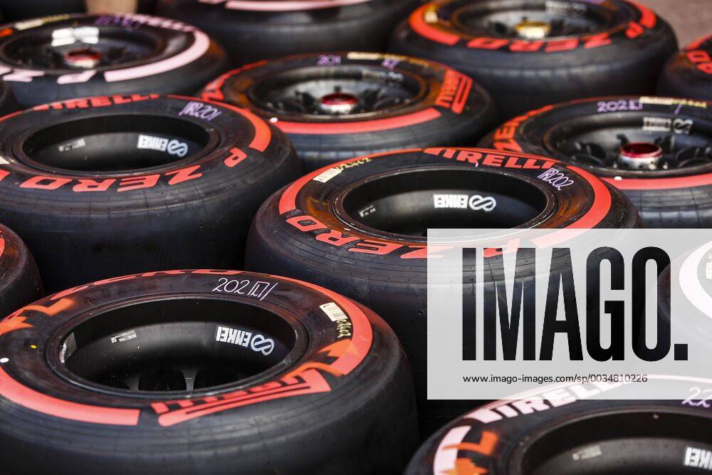 Montecarlo, Monaco - Pirelli P Zero tyres compound Pink of Hypersofts, Purple of Ultrasoft and Red of supersoft during the Monaco Formula One Grand Prix at Monaco on 23th of May, 2018 in Montecarlo, Monaco. F1 Grand Prix of Monaco - Previews - ZUMAn230 20180523_zaa_n230_827