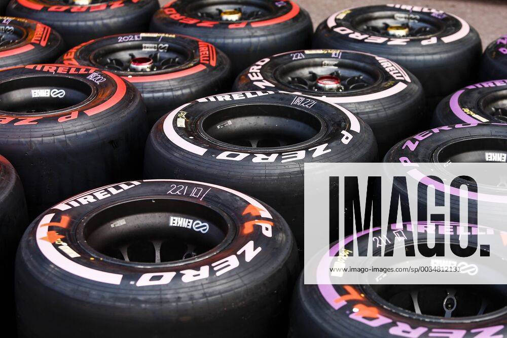 Montecarlo, Monaco - Pirelli P Zero tyres compound Pink of Hypersofts, Purple of Ultrasoft and Red of supersoft during the Monaco Formula One Grand Prix at Monaco on 23th of May, 2018 in Montecarlo, Monaco. F1 2018: Monaco Grand Prix: Press Day - ZUMAn230 20180523_zaa_n230_820