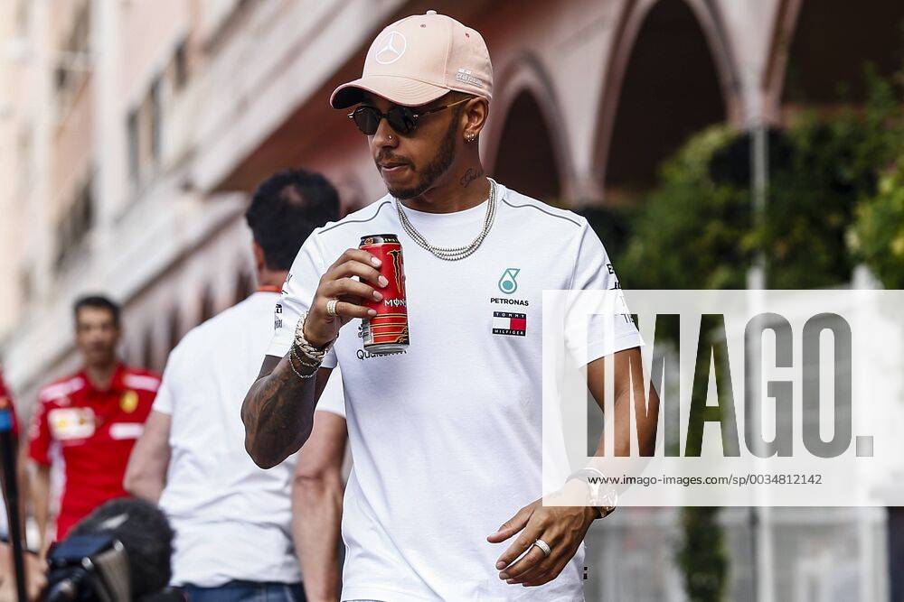 Montecarlo, Monaco - 44 Lewis Hamilton from Great Britain Mercedes W09 Hybrid EQ Power+ team Mercedes GP portrait during the Monaco Formula One Grand Prix at Monaco on 23th of May, 2018 in Montecarlo, Monaco. F1 Grand Prix of Monaco - Previews - ZUMAn230 20180523_zaa_n230_813
