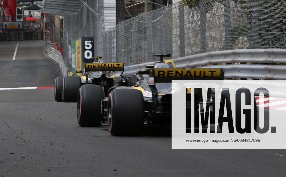 Nico Huelkenberg Carlos Sainz jun Renault F1 Team formula 1 GP Monaco 24 05 2018 Photo mspb Jean Pentin Nico Huelkenberg Carlos Sainz jun formula 1 GP Monaco 2018