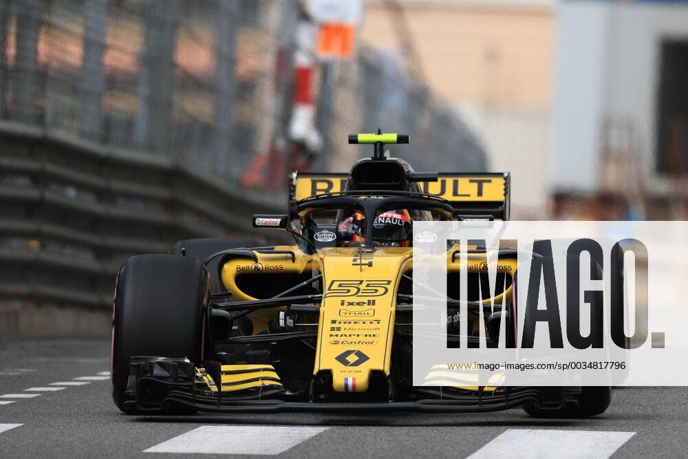 24th May 2018, Circuit de Monaco, Monaco, Monte Carlo; Monaco Formula 1 Grand Prix, Thursday practice sessions and press conference PK Pressekonferenz Renault F1 Team, Carlos Sainz ActionPlus12028331 Octane