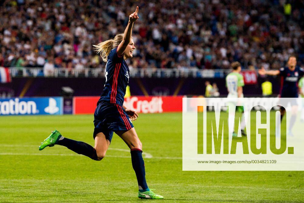 Ada Hegerberg of Lyon celebrates after 3 1 during the UEFA Womens Champions League final between VfL Wolfsburg and Olympique Lyonnais on May 24 2018 in Kyiv Photo Vegard Wivestad Cave BILDBYRAN Code VG 170174