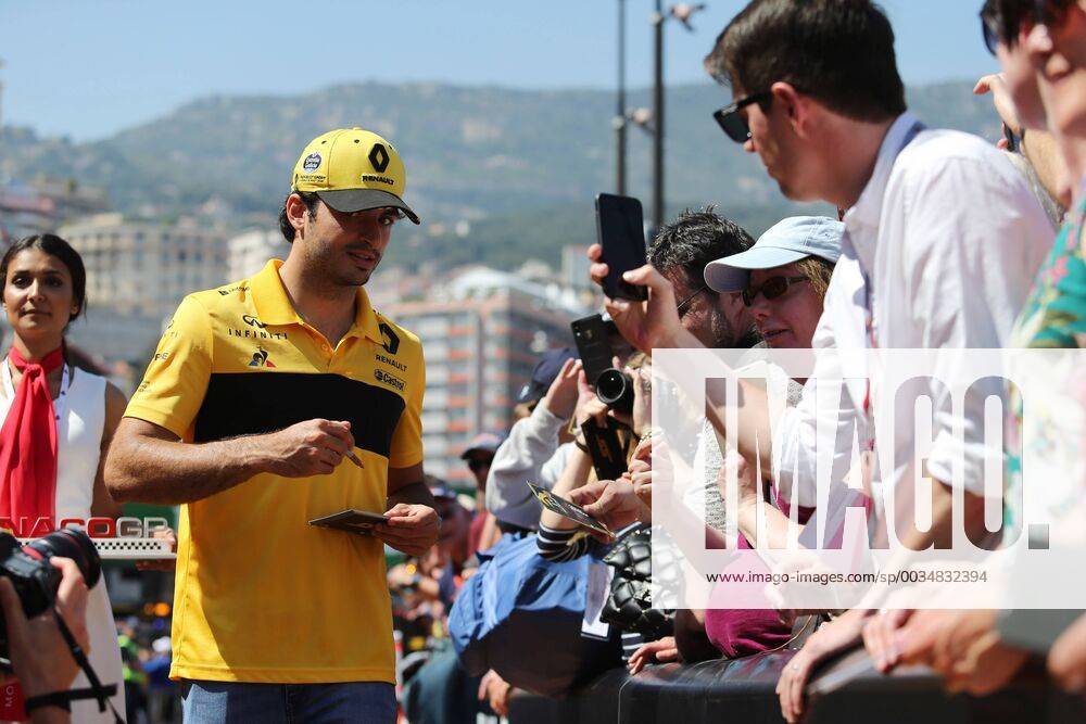 Photo4 LaPresse 25 03 2018 Monte Carlo, Monaco Grand Prix Formula One Monaco 2018 In the pic: Carlos Sainz Jr (ESP) Renault Sport F1 Team RS18
