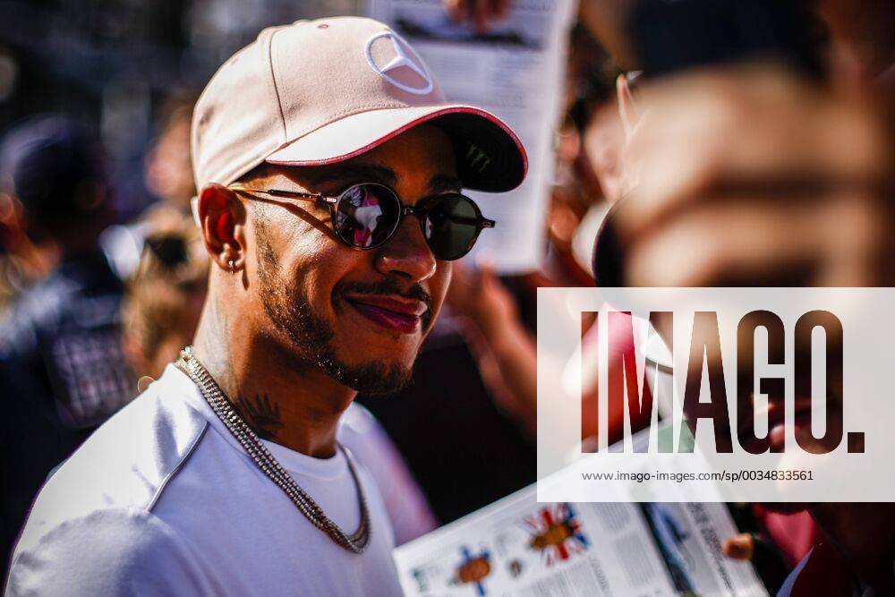 Montecarlo, Monaco - 44 Lewis Hamilton from Great Britain Mercedes W09 Hybrid EQ Power+ team Mercedes GP portrait during the Monaco Formula One Grand Prix at Monaco on 25th of May, 2018 in Montecarlo, Monaco. F1 Grand Prix of Monaco - Previews - ZUMAn230 20180525_zaa_n230_893