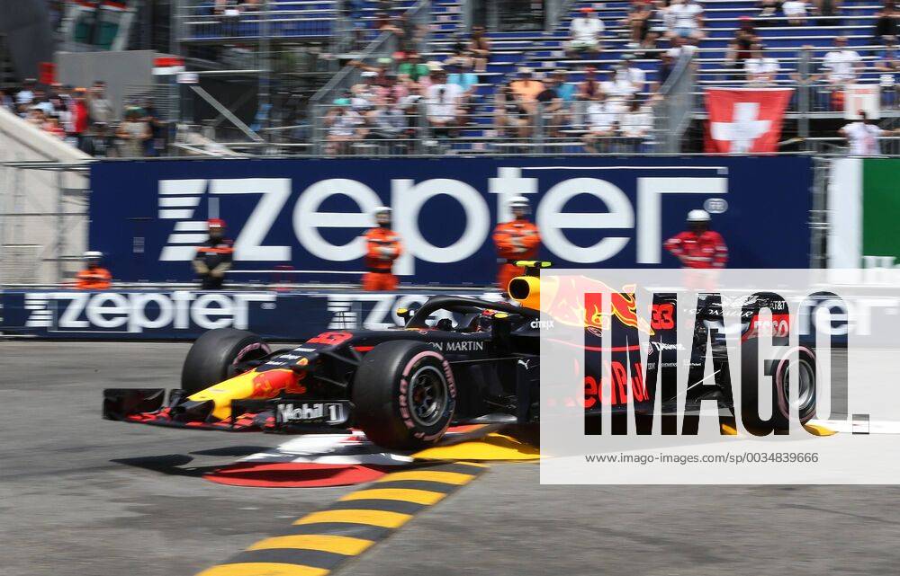 Crash Max Verstappen Red Bull Racing formula 1 GP Monaco 26 05 2018 Photo mspb Jean Petin Crash Max Verstappen formula 1 GP Monaco 2018
