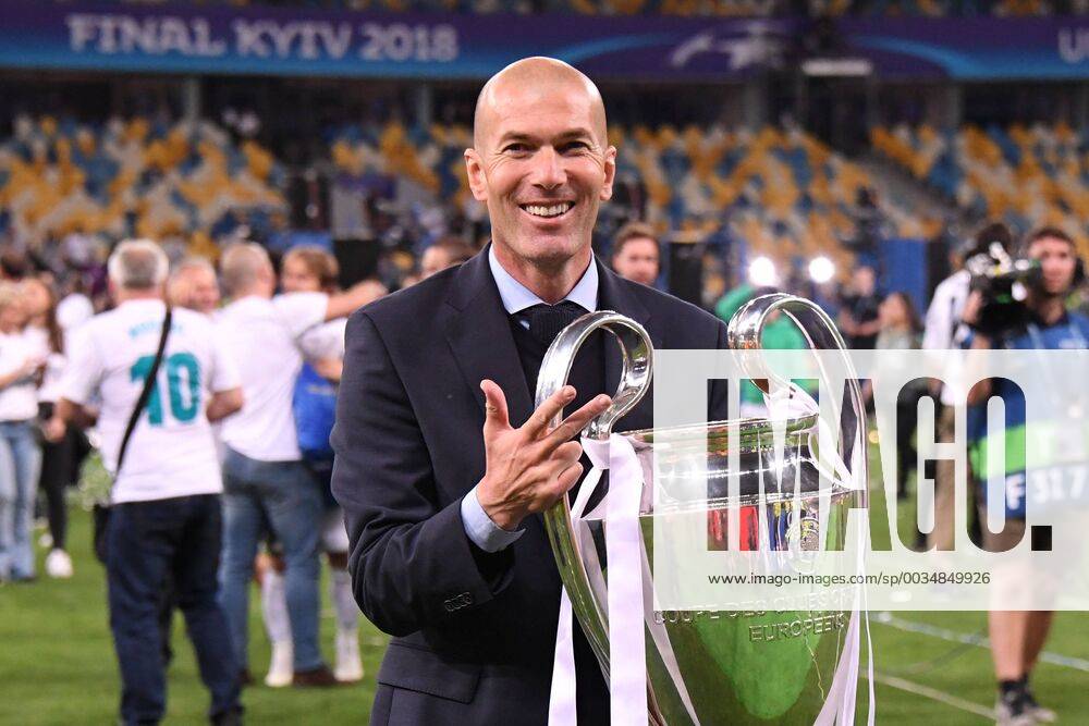 ZINEDINE ZIDANE (ENTRAINEUR REAL MADRID) - JOIE - TROPHEE FOOTBALL : Real Madrid vs Liverpool - Ligue des Champions - Finale - 26 05 2018 AnthonyBIBARD FEP Panoramic