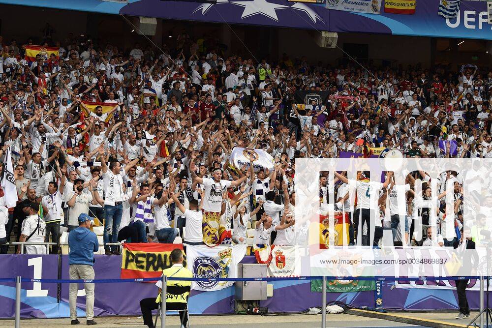 Mg Kiev (Ucraina) 26 05 2018 - finale Champions League Real Madrid-Liverpool foto Matteo Gribaudi Image nella foto: tifosi Real Madrid