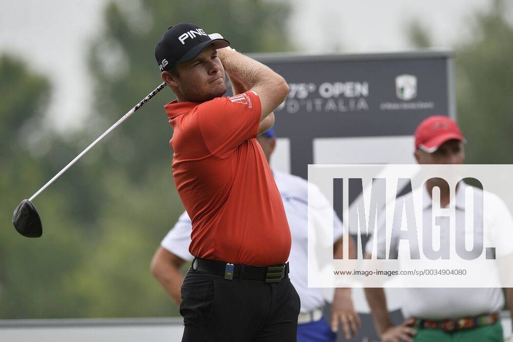 Photo Richard Morgano - LaPresse 30 May 2018 - Brescia (Italy) Golf Garda Golf - Soiano del Garda 75& xb0; Open D Italia Rolex Pro-AM In the pic: Tyrrell Hatton