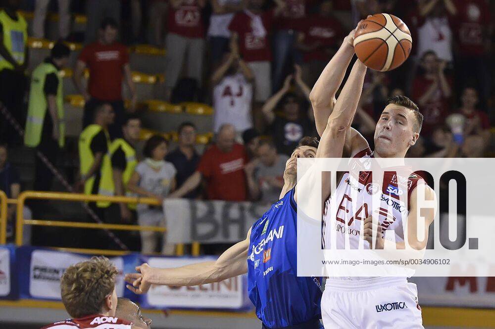 Photo Richard Morgano - LaPresse 30 May 2018 - Brescia (Italy) Basket Serie A basket season 2017-2018 Playoff Semifinals Game 4 Germani Brescia vs EA7 Emporio Armani Olimpia Milano In the pic: Kaleb Tarczewski