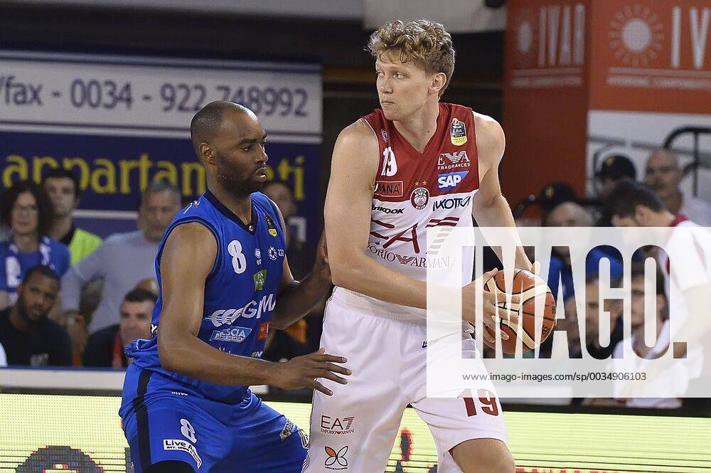 Photo Richard Morgano - LaPresse 30 May 2018 - Brescia (Italy) Basket Serie A basket season 2017-2018 Playoff Semifinals Game 4 Germani Brescia vs EA7 Emporio Armani Olimpia Milano In the pic: Mindaugas Kuzminskas