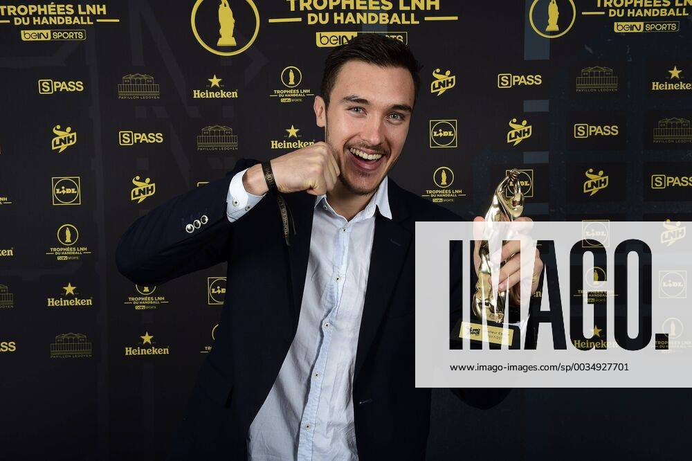 Arthur Anquetil - trophee du meilleur Espoir de Proligue HANDBALL : Ceremonie des trophees des champions LNH 2018 - Paris - 01 06 2018 JBAutissier Panoramic