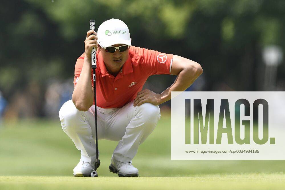 Photo Richard Morgano - LaPresse 02 June 2018 - Brescia (Italy) Golf Garda Golf - Soiano del Garda 75& xb0; Open D Italia Game 3 In the pic: Haotong Li