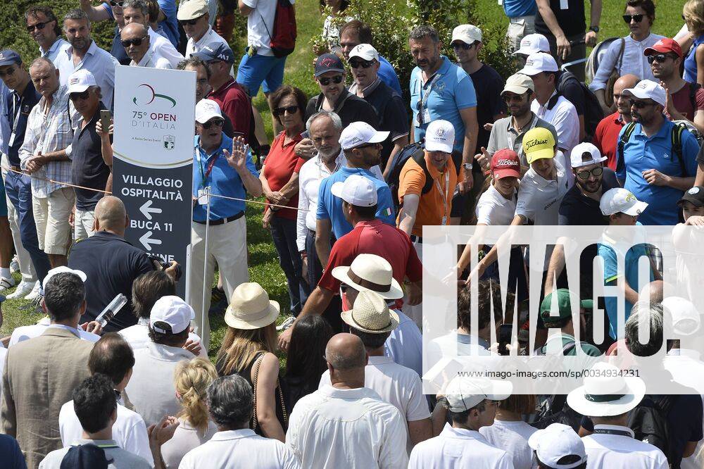 Photo Richard Morgano - LaPresse 02 June 2018 - Brescia (Italy) Golf Garda Golf - Soiano del Garda 75& xb0; Open D Italia Game 3 In the pic: Francesco Molinari