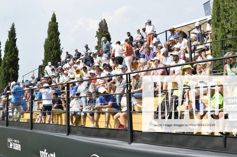 Photo Richard Morgano - LaPresse 02 June 2018 - Brescia (Italy) Golf Garda Golf - Soiano del Garda 75& xb0; Open D Italia Game 3 In the pic: Pubblico