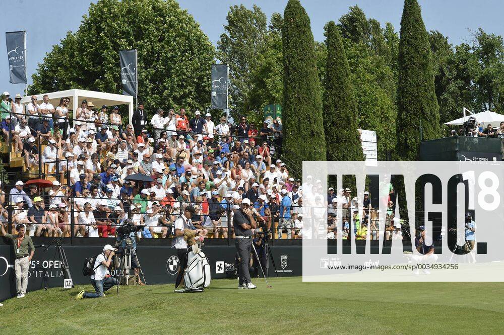 Photo Richard Morgano - LaPresse 02 June 2018 - Brescia (Italy) Golf Garda Golf - Soiano del Garda 75& xb0; Open D Italia Game 3 In the pic: Pubblico
