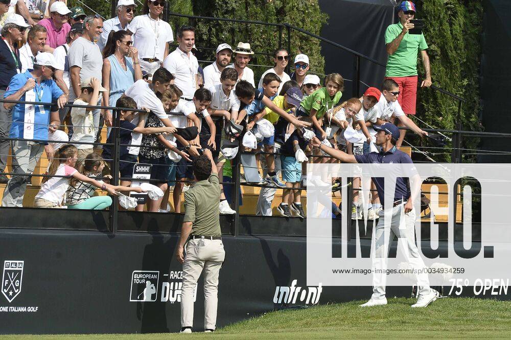 Photo Richard Morgano - LaPresse 02 June 2018 - Brescia (Italy) Golf Garda Golf - Soiano del Garda 75& xb0; Open D Italia Game 3 In the pic: Pubblico