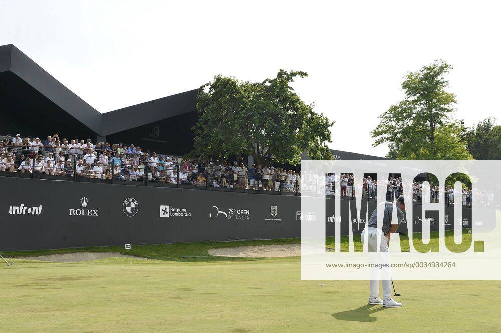 Photo Richard Morgano - LaPresse 02 June 2018 - Brescia (Italy) Golf Garda Golf - Soiano del Garda 75& xb0; Open D Italia Game 3 In the pic: Pubblico