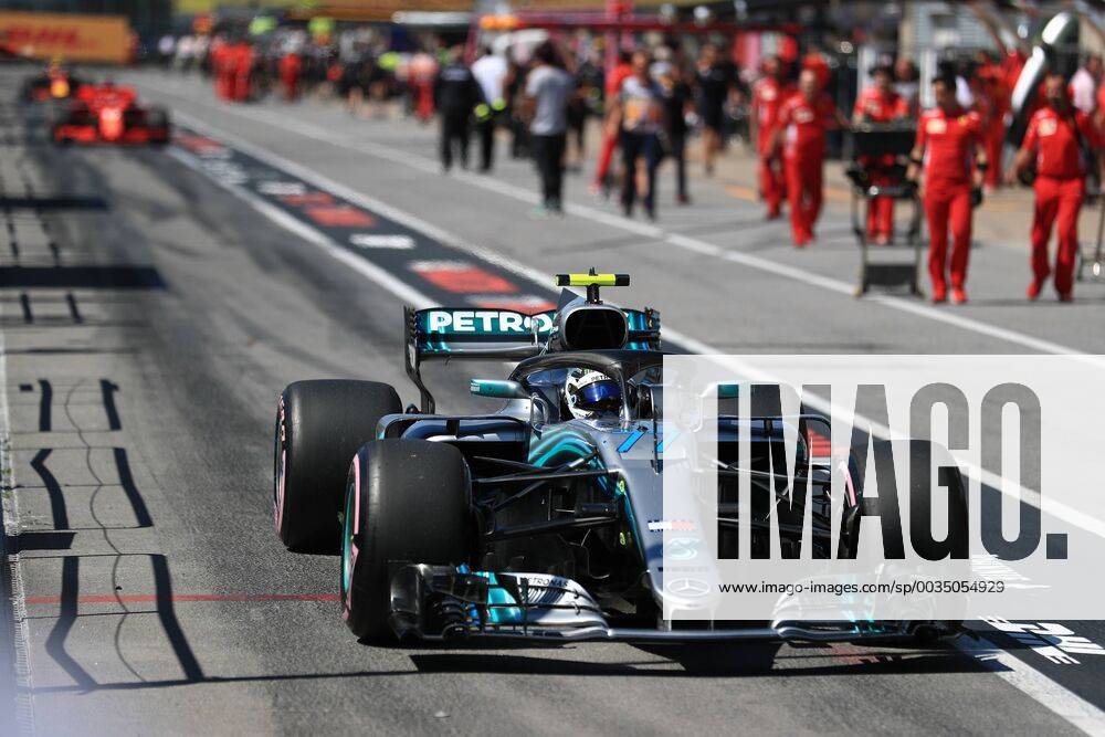 9th June 2018, Circuit Gilles-Villeneuve, Montreal, Canada; Canadian Formula One Grand Prix, qualification; Mercedes AMG Petronas Motorsport; Valtteri Bottas takes 2nd on pole ActionPlus12035018 Octane