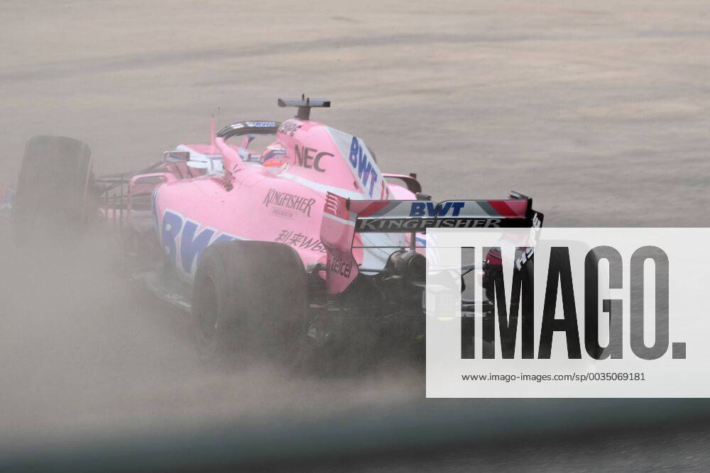 10th June 2018, Circuit Gilles-Villeneuve, Montreal, Canada; Canadian Formula One Grand Prix, race day; Sahara Force India; Sergio Perez goes off course and back on in the chicane ActionPlus12035553 Octane