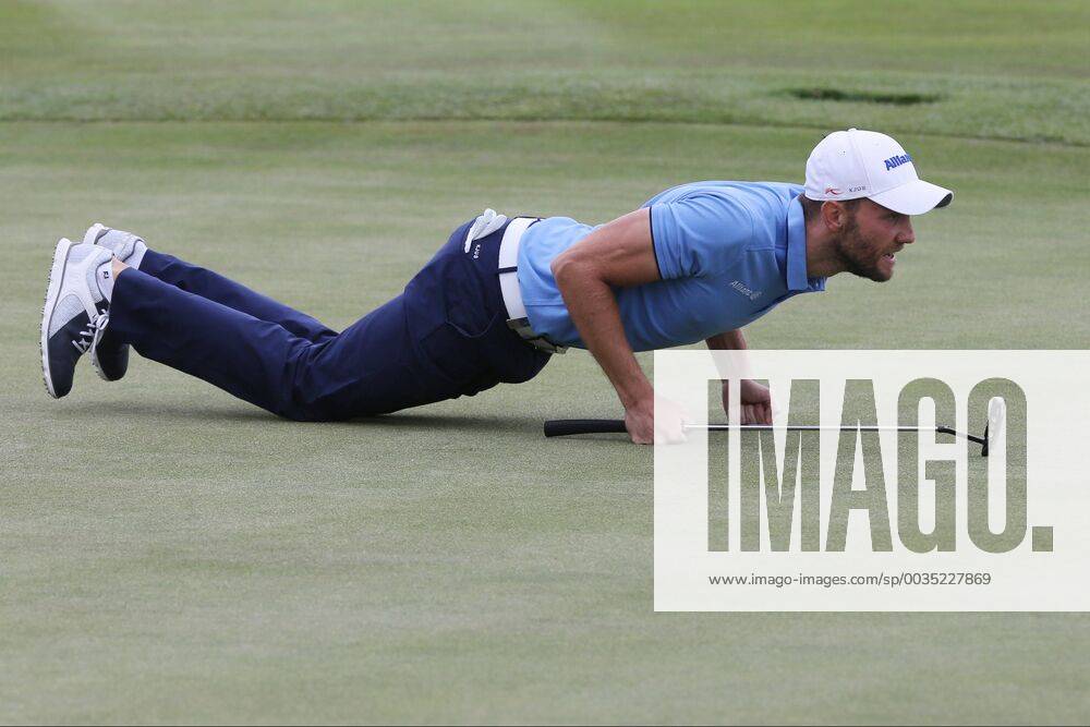 Max Kieffer GER plays to control the victory with 3 day putting line while lying down 30 BMW International Open Golf Open Golf Gut Laerchenhof Koeln 23 06 2018 BMW International Open Golf Koeln