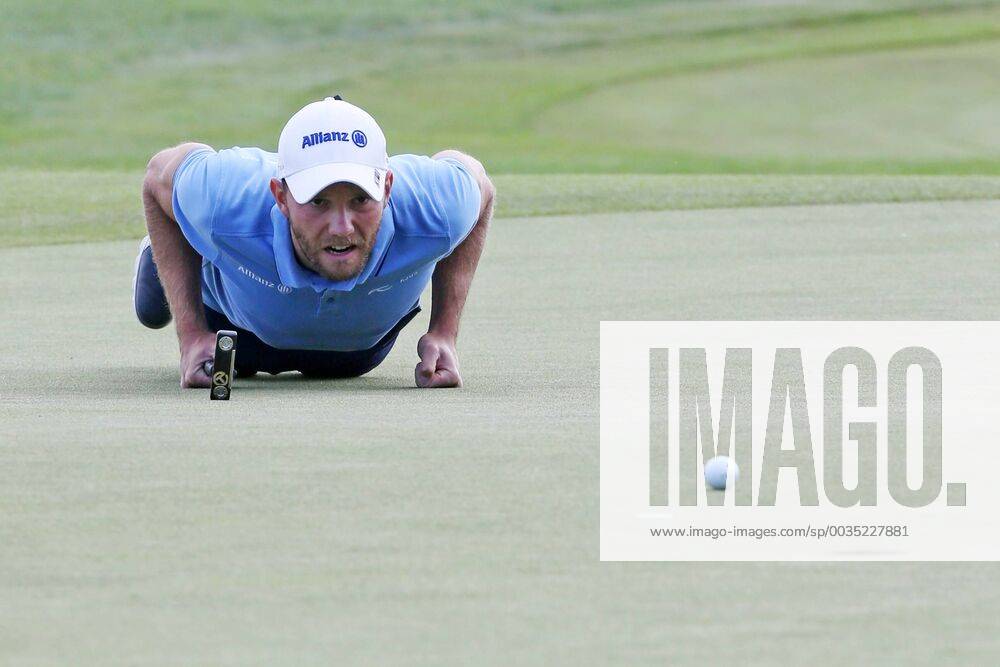 Max Kieffer GER plays to control the victory with 3 day putting line while lying down 30 BMW International Open Golf Open Golf Gut Laerchenhof Koeln 23 06 2018 BMW International Open Golf Koeln