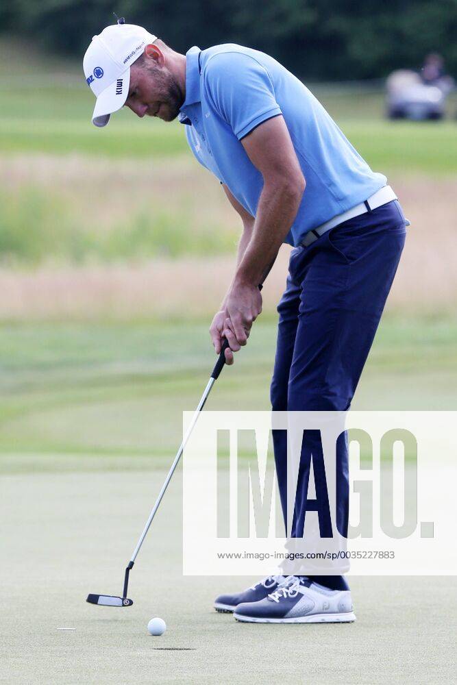 Max Kieffer GER plays for the victory with 3 day pocking 30 BMW International Open Golf Open Gut Laerchenhof Koeln 23 06 2018 BMW International Open Golf Koeln