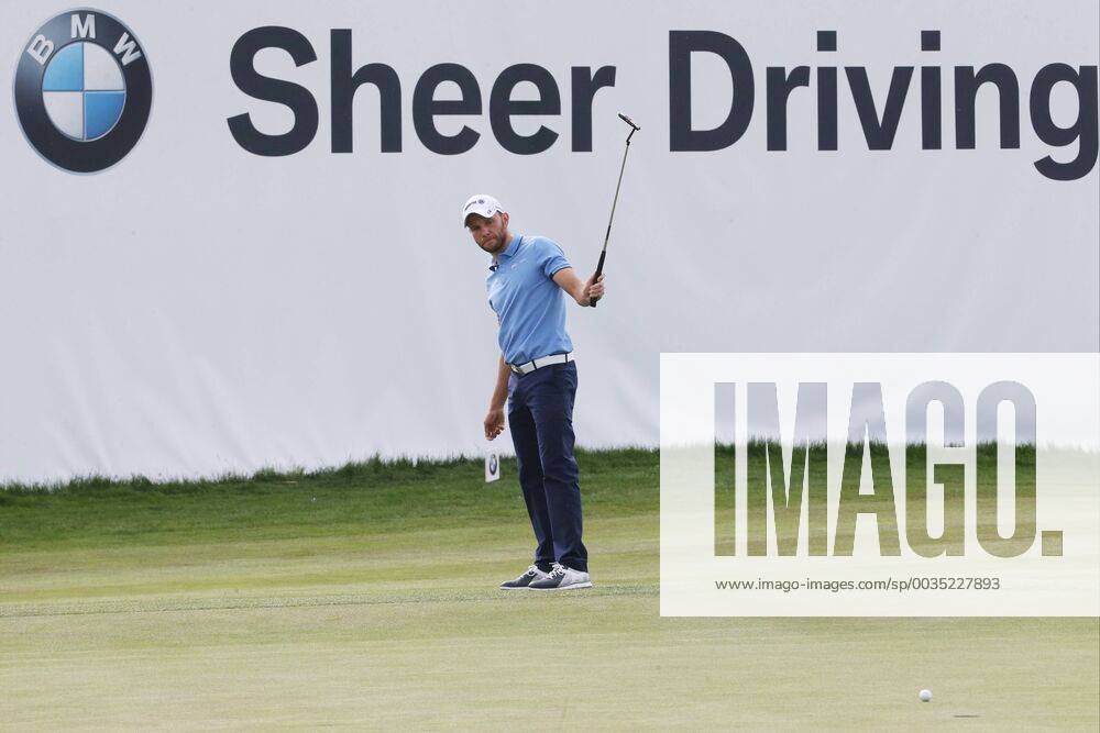 Max Kieffer GER plays for the win with Put last Gruen does not lead to the sole lead in the hole 3 Day 30 BMW International Open Golf Open Gut Laerchenhof Koeln 23 06 2018 BMW International Open Golf Koeln