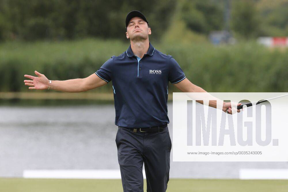 Martin Kaymer GER plays for the winner with the last put to birdie on hole 18 he saves the 2nd place Emotion Relief Platz 2 4 Day 30 BMW International Open Golf Golf Open Good Lärchenhof Cologne 24 06 2018 BMW International Open Golf Cologne