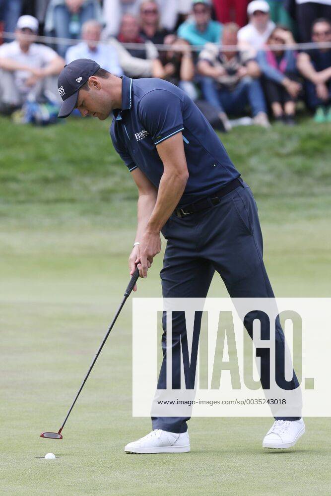 Martin Kaymer GER plays for the victory with a successful put 4 Day 30 BMW International Open Golf Open Golf Lärchenhof Cologne 24 06 2018 BMW International Open Golf Cologne