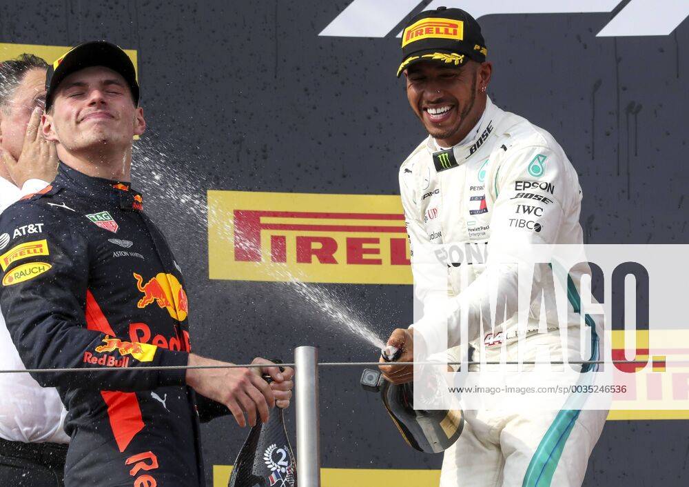 - SPORT Motorsports: FIA Formula One World Championship WM Weltmeisterschaft 2018, Grand Prix of France, 33 Max Verstappen (NLD, Aston Martin Red Bull Racing), 44 Lewis Hamilton (GBR, Mercedes AMG Petronas Motorsport), Le Castellet France