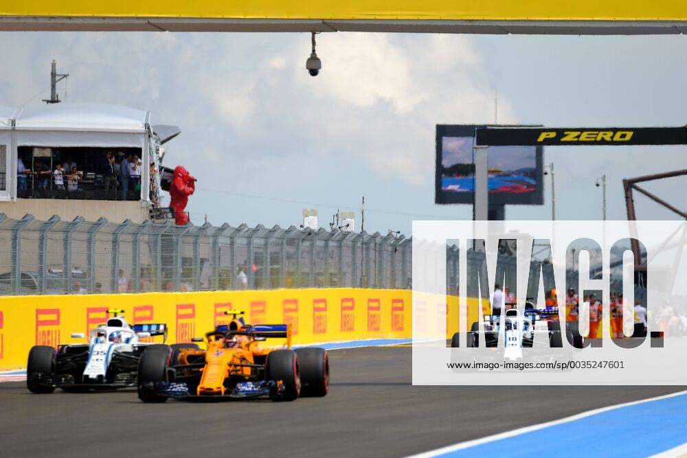Le Castellet, Var, France - starting of the race of the Formula one French Grand Prix at the Paul Ricard circuit at Le Castellet - France F1 2018: French Grand Prix : Lewis Hamilton won - ZUMAp119 20180624_zaf_p119_020
