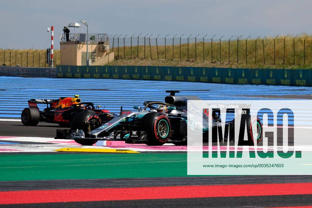 Le Castellet, Var, France - Mercedes 44 Driver LEWIS HAMILTON (GBR) in action during the Formula one French Grand Prix at the Paul Ricard circuit at Le Castellet - France. F1 2018: French Grand Prix : Lewis Hamilton won - ZUMAp119 20180624_zaf_p119_022