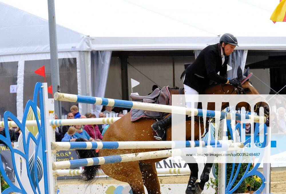 Kassel International Horse Show Spangenberg 2018 Grand Prix of Spangenberg Jumping Competition with jump-off Final Jörg Naeve GER on Be Aperle VA had to give up because of a fall