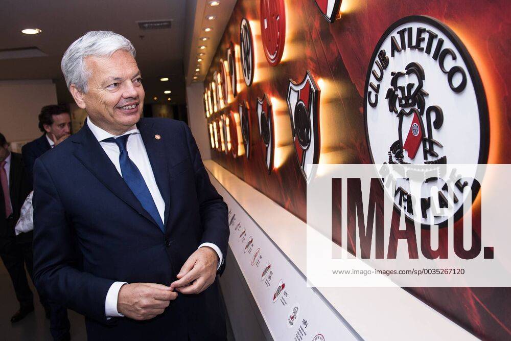 Vice-Prime Minister and Foreign Minister Didier Reynders pictured during a visit to the Club Atlético River Plate in Buenos Aires on the first day of a Belgian Economic mission to Argentina, Monday 25 June 2018 in Buenos Aires, Argentina. Several federal and regional ministers accompany the princess on a week-long economic mission to Argentina and Uruguay. LAURIExDIEFFEMBACQ x84008363stx