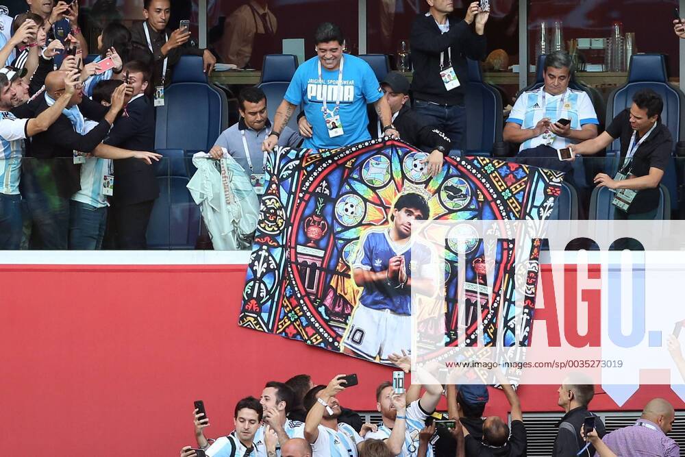 - SPORT Nigeria v Argentina 2018 FIFA World Cup WM Weltmeisterschaft Fussball Diego Maradona in the crowd before the 2018 FIFA World Cup match at St Petersburg Stadium, St Petersburg Content Not Available For UK Newspapers