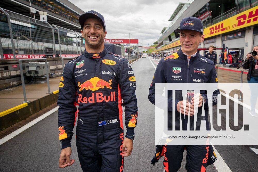Red Bull Ring Spielberg AUT FIA Formula 1 Grand Prix of Austria Pre-race reports in the picture Daniel Ricciardo AUS Red Bull Racing Max Verstappen NED Red Bull Racing Australian Formula One drive Daniel Ricciardo of Red Bull Racing Dutch Formula One driver Max Verstappen of Red Bull Racing during the Austrian FIA Formula One Grand Prix at the Red Bull Ring at Spielberg France on 2018 06 28 Spielberg EP_ang