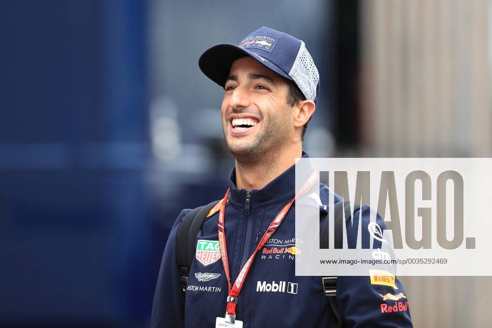 28th June 2018, Red Bull Ring, Spielberg, Austria; Austrian Formula One Grand Prix, driver arrivals and press conference PK Pressekonferenz Aston Martin Red Bull Racing TAG Heuer, Daniel Ricciardo ActionPlus12041596 Octane