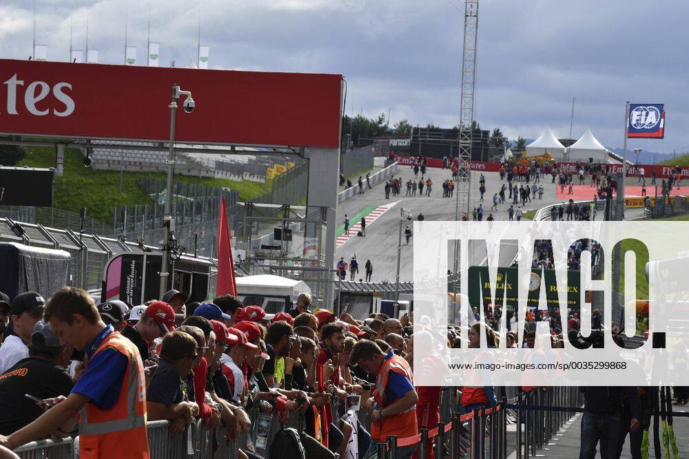 Ambiente en el circtuito Red Bull Ring, Spielberg, antes del Gran Premio de Austria. Atmosphere at Red Bull Ring circuit before the Grand Prix of Austria. RV RACING PRESS