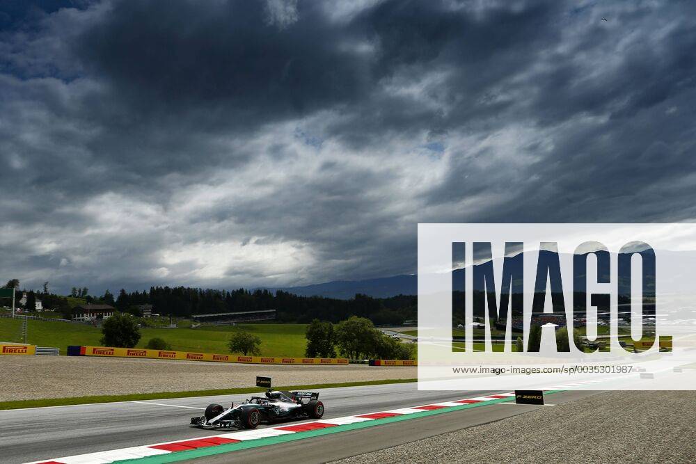 Motorsports: FIA Formula One World Championship WM Weltmeisterschaft 2018, Grand Prix of Austria, 44 Lewis Hamilton (GBR, Mercedes AMG Petronas Motorsport), Spielberg Austria